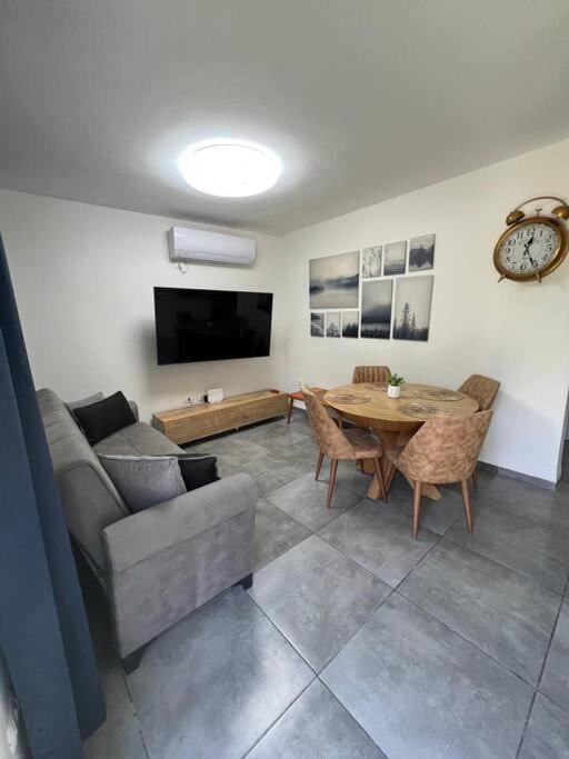 Galilee Sea Sunset Suites Migdal Exterior foto